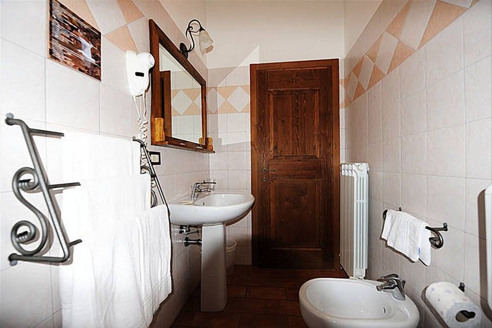 Agriturismo La Ferraia Pianello  Εξωτερικό φωτογραφία